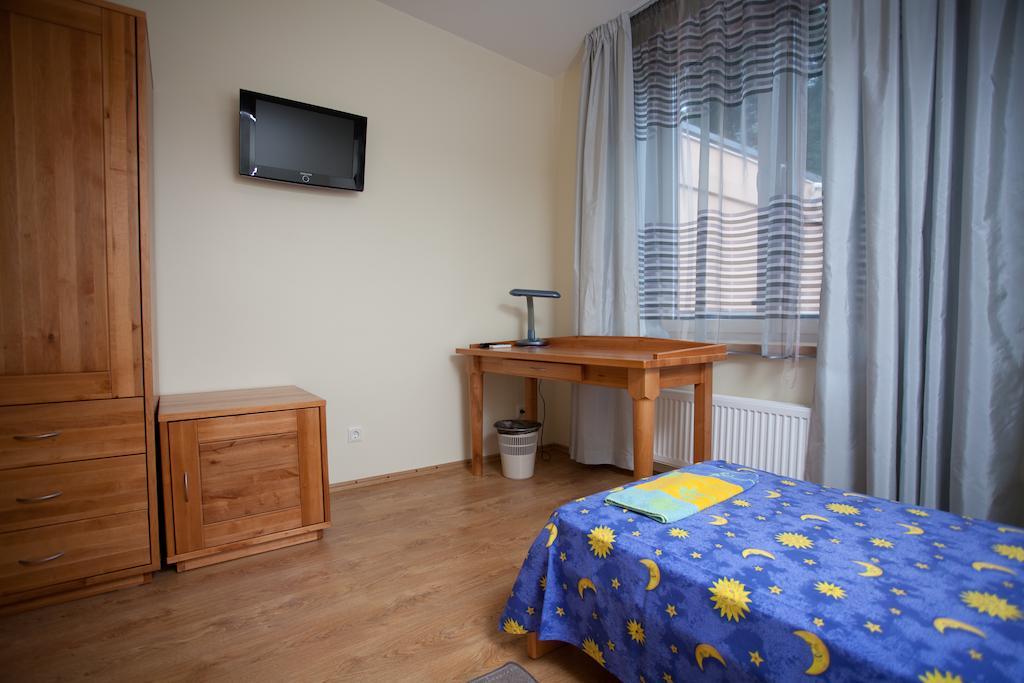 Sajutu Parka Hostelis Valmiera Exteriér fotografie